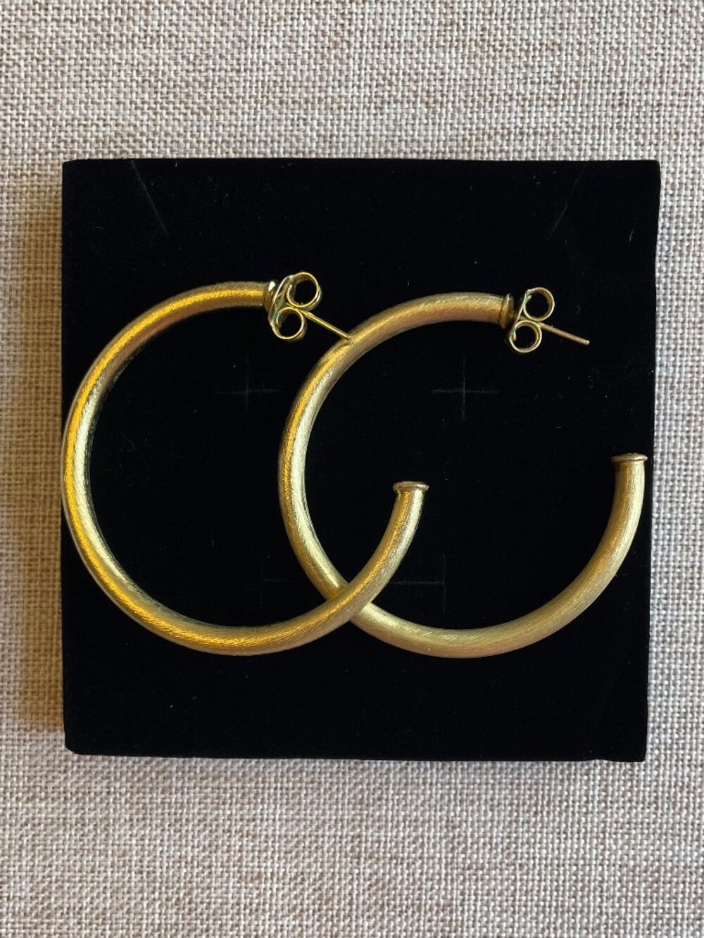Sheila Fajl Small Everybody's Favorite Hoop Earrings in Brushed 18K Gold Plated